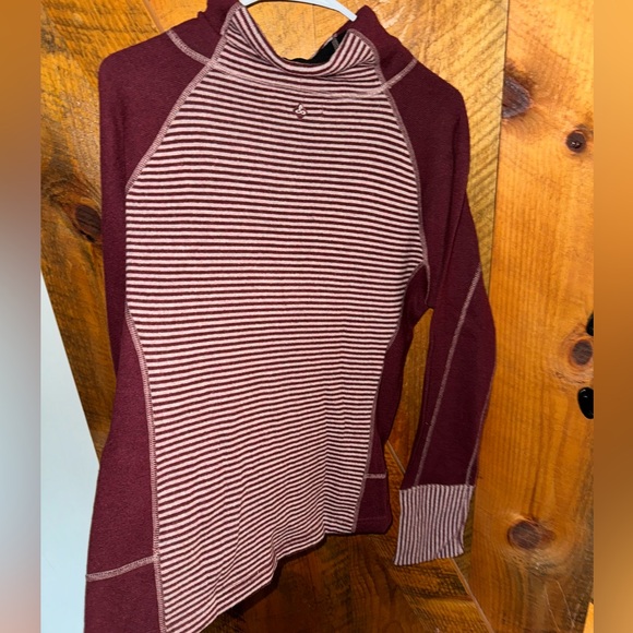PrAna Cowl Neck Maroon Pullover - Picture 4 of 4